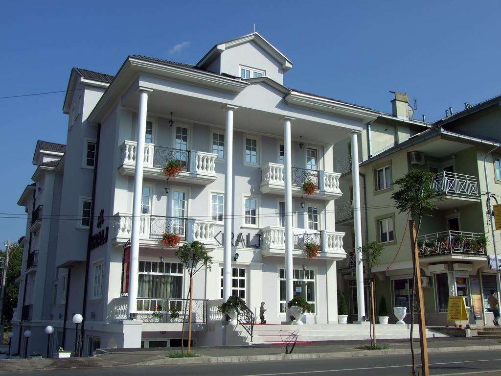 Hotel Kralj Vrnjačka Banja Dış mekan fotoğraf