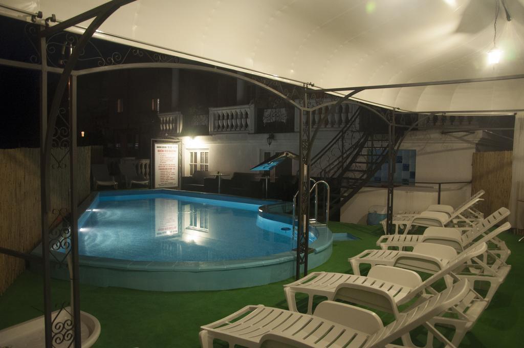 Hotel Kralj Vrnjačka Banja Dış mekan fotoğraf