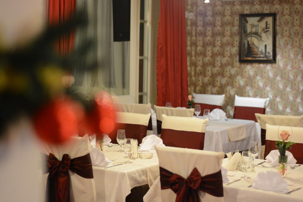 Hotel Kralj Vrnjačka Banja Dış mekan fotoğraf